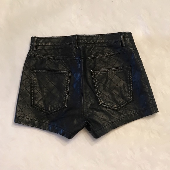 High rise faux leather black zip up shorts - Picture 2 of 7